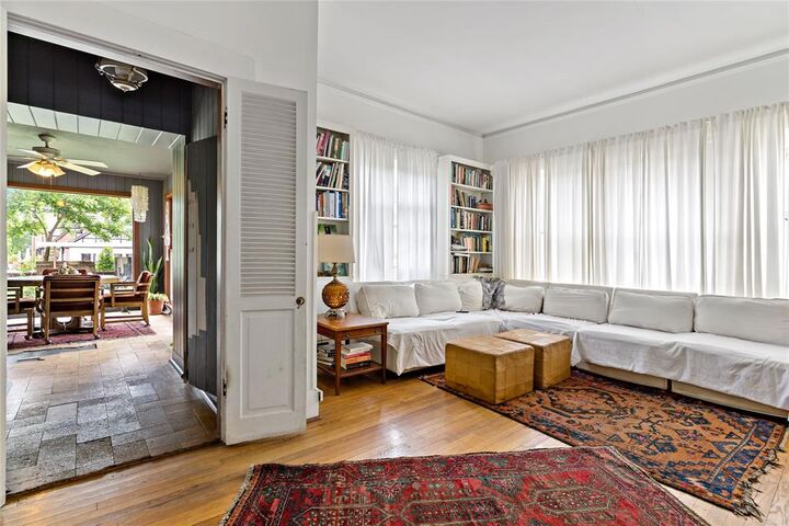 Property Photo:  607 S Main Street  TX 75460 