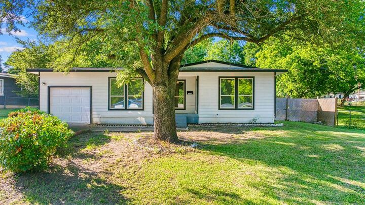 Property Photo:  5160 Cardiff Street  TX 75241 