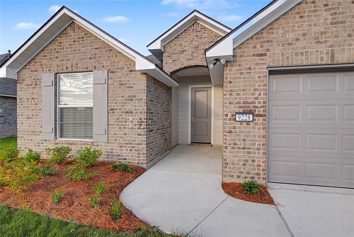 Property Photo:  9228 Hearth Lane  LA 71129 