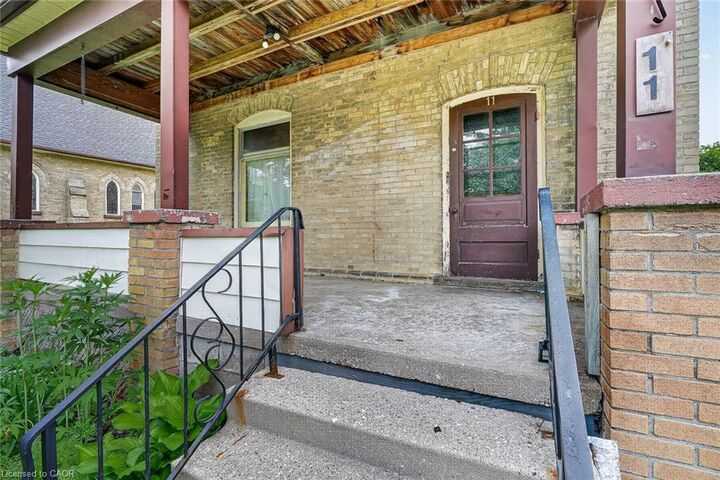 Property Photo: 11 Byron Street ON N3A 1P1