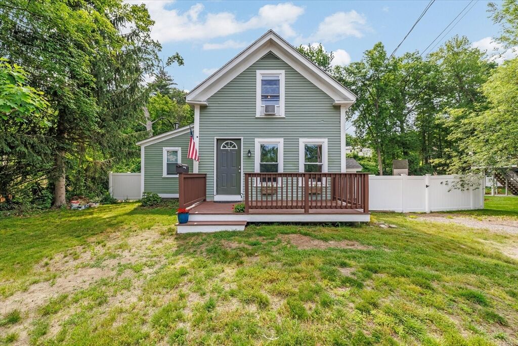 Property Photo: 92 Oak Ave MA 01331
