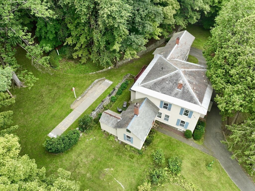 Property Photo:  19 S Maple St  MA 01370 