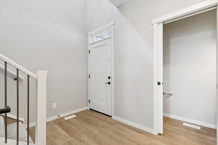 Property Photo: 386 Hotchkiss Manor SE AB T3S 0J9