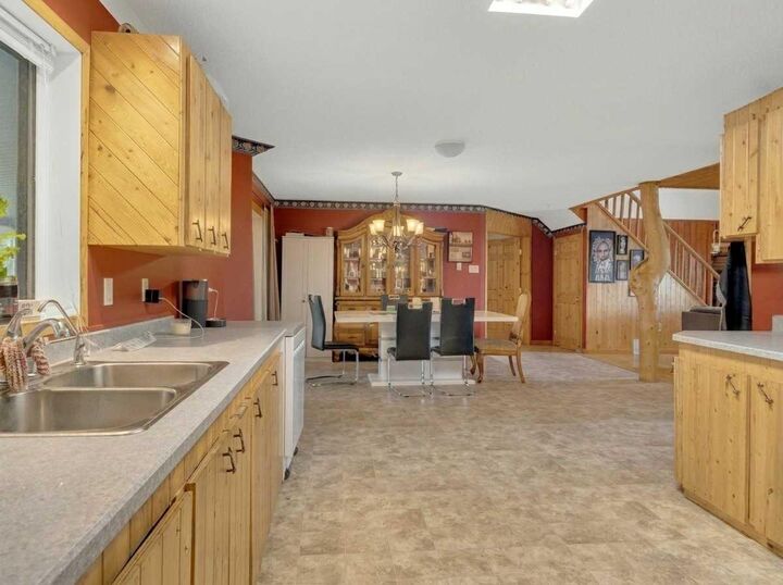 Property Photo:  460059 Range Road 24 460059  AB T0C 2V0 