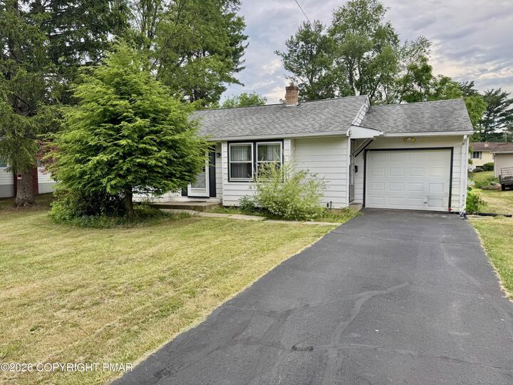 Property Photo: 1111 Hillcrest Drive PA 18360
