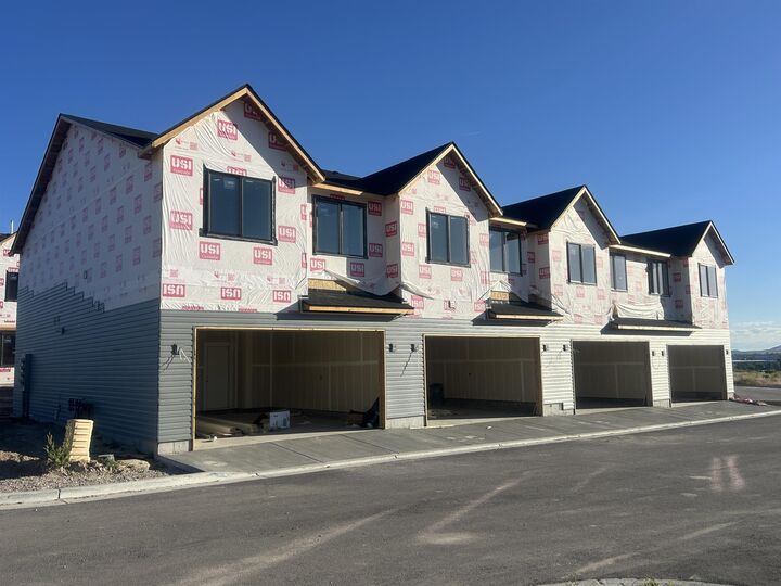 Property Photo: 124 Ridges ID 83204