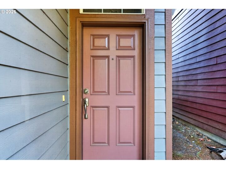 Property Photo:  212 NW Glencory St  OR 97124 