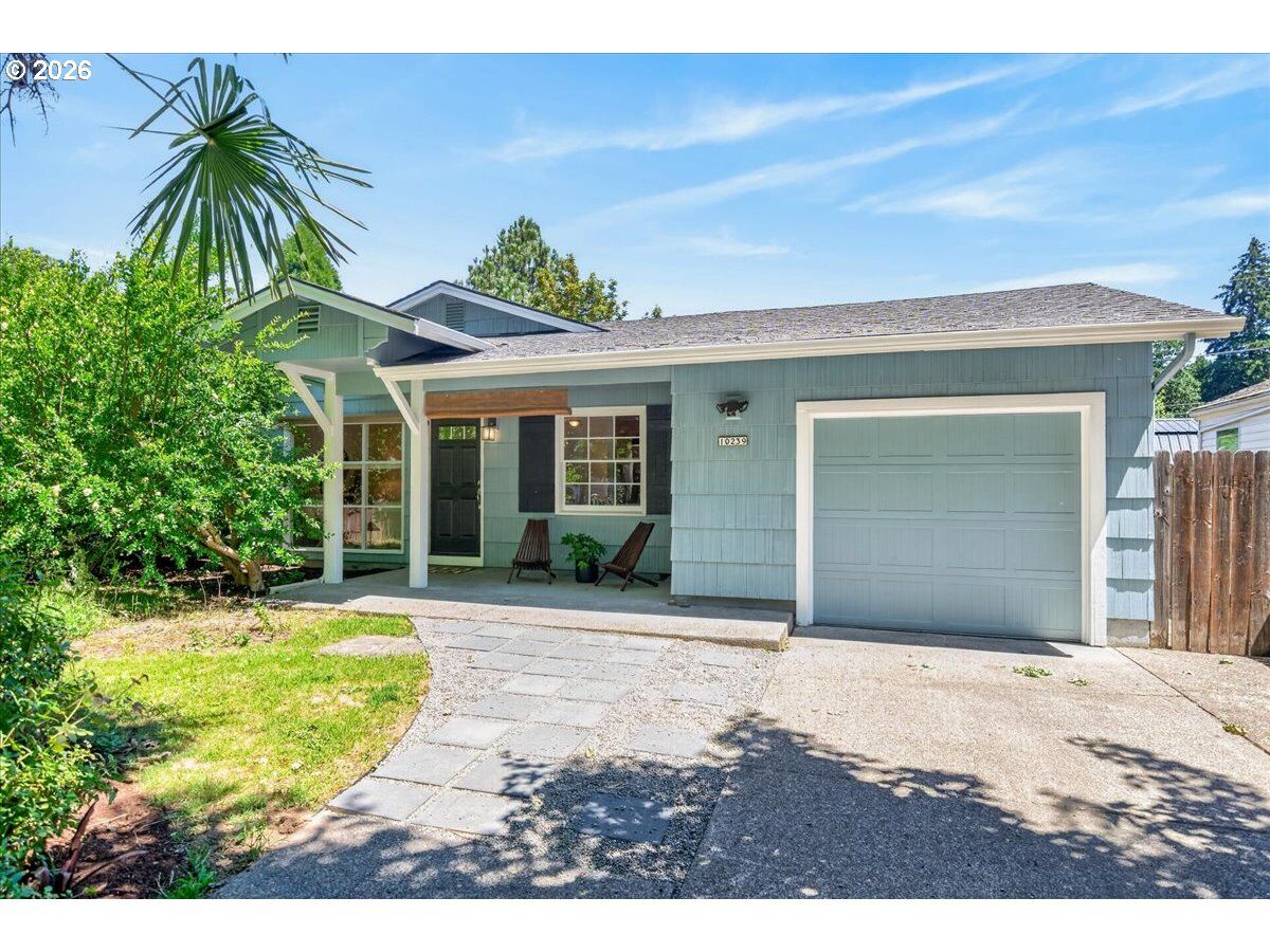 Property Photo:  10239 N Central St  OR 97203 