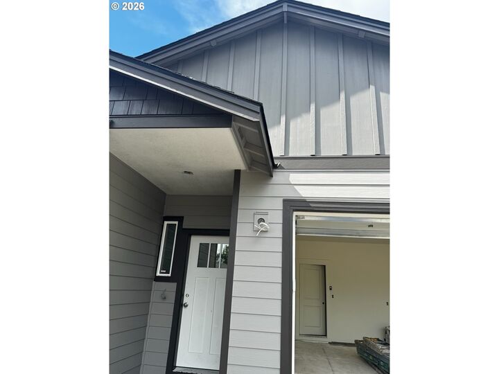 Property Photo: 5550 Quince St OR 97386