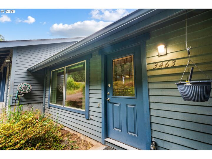 Property Photo: 3463 W 25th Ave OR 97405