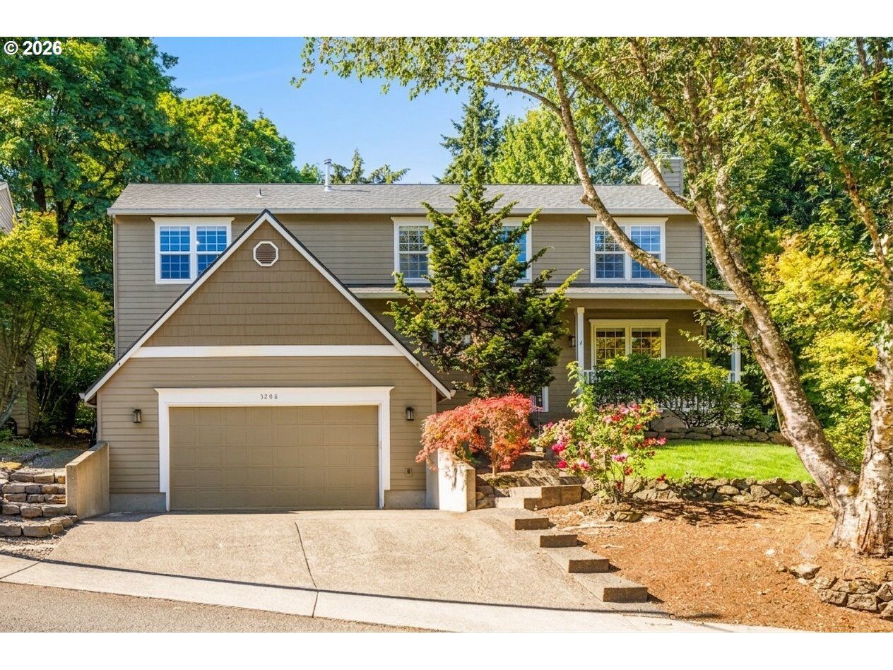 Property Photo:  3208 SW Luradel St  OR 97219 