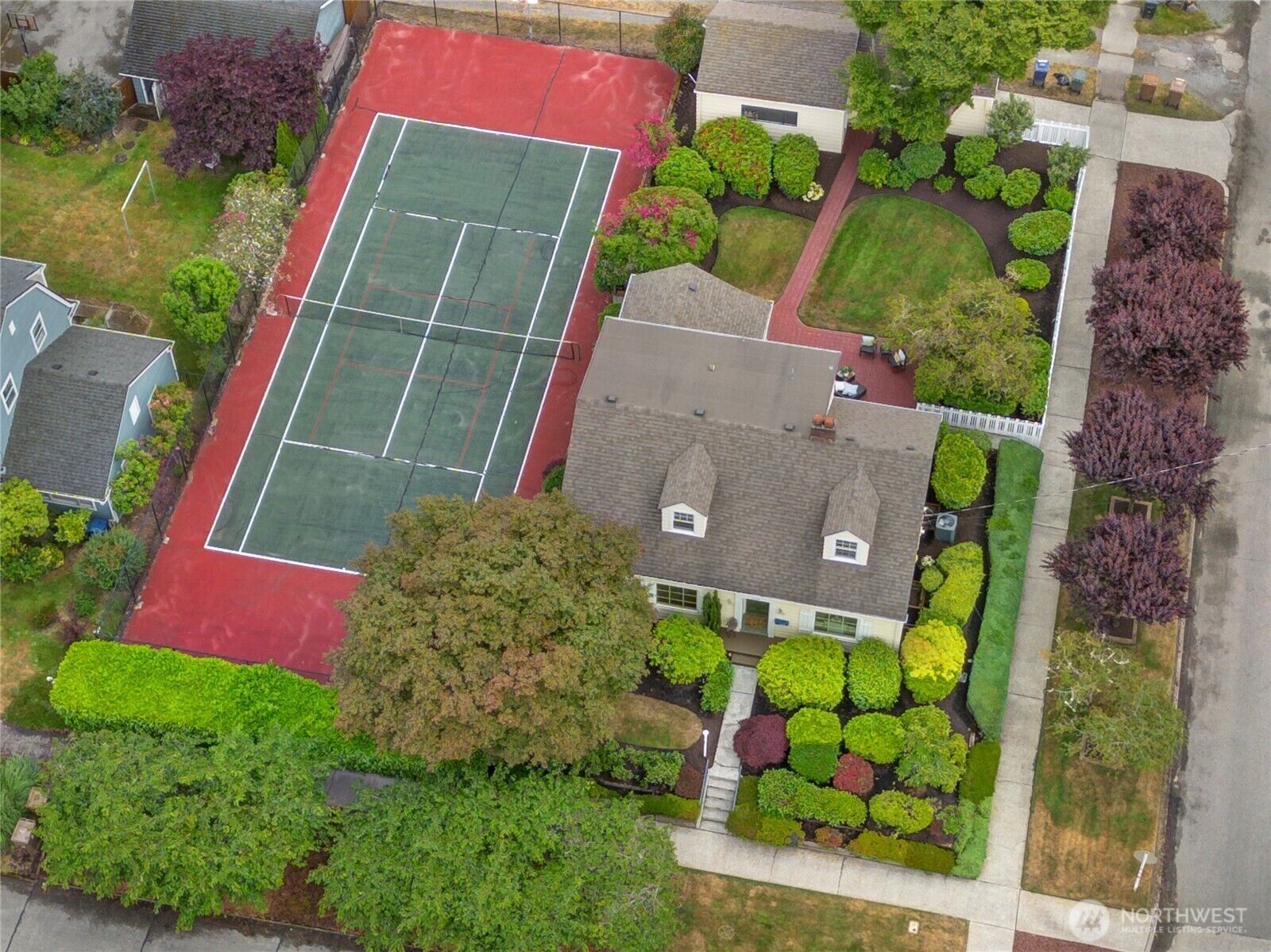 Property Photo: 4122 N 11th Street WA 98406