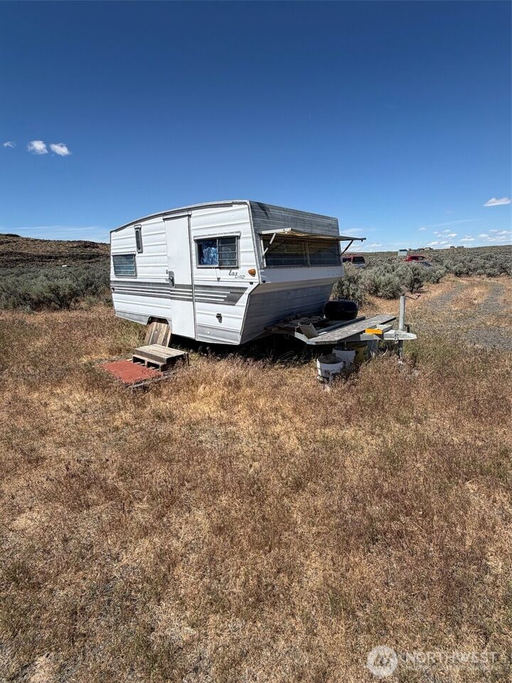 Property Photo:  7144  Elk City Place  WA 98823 