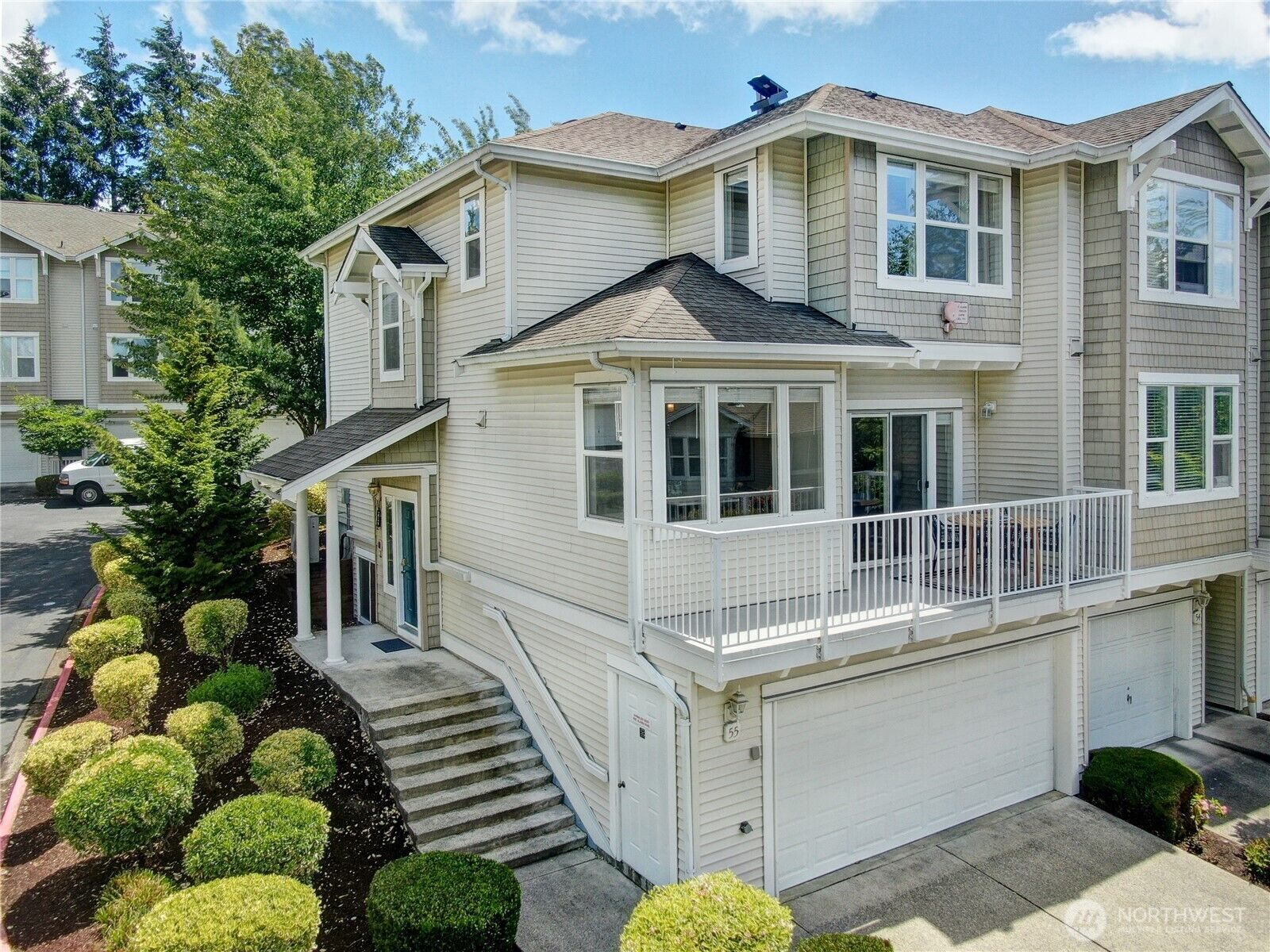 Property Photo: 2680 139th Avenue SE 55 WA 98005