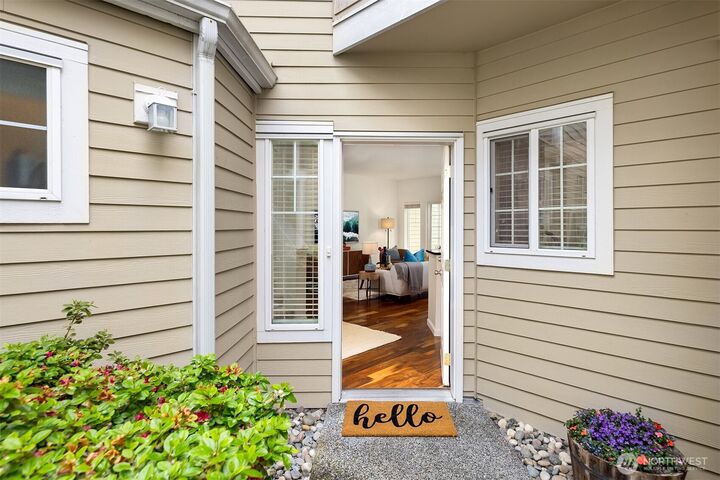 Property Photo:  1522  196th Street SE B-103  WA 98012 