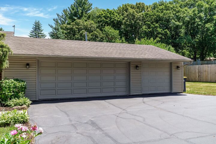 Property Photo: 11335 Bayberry Drive IL 61073