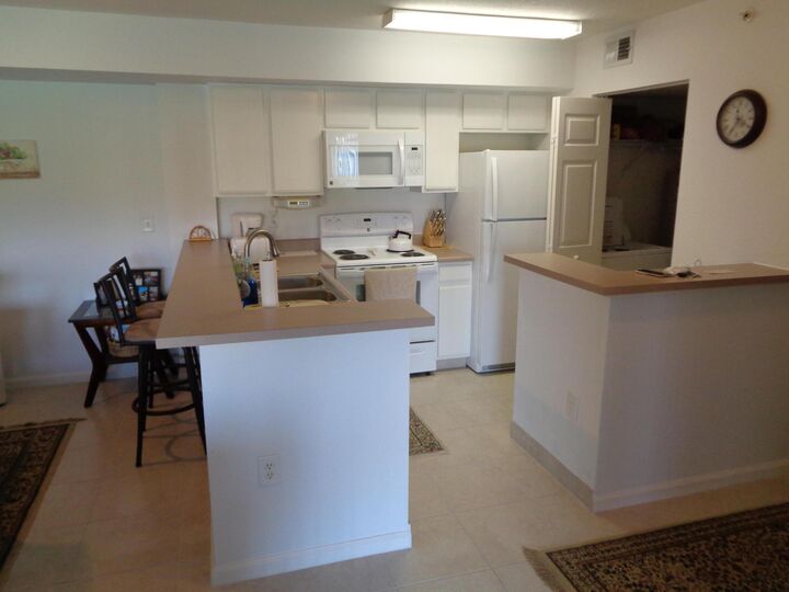 Property Photo:  191 SW Palm Drive NW 102  FL 34986 