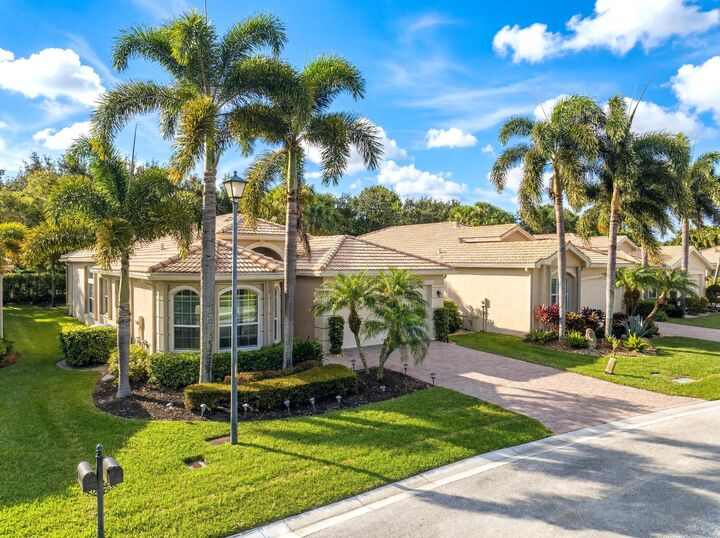 Property Photo:  10588 Stone Garden Drive  FL 33473 