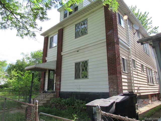 Property Photo: 15786 Parkside Street MI 48238