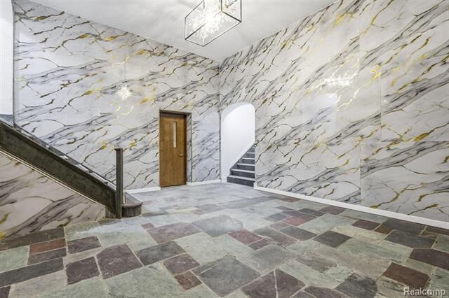 Property Photo:  3295 Rochester Street 1  MI 48206 