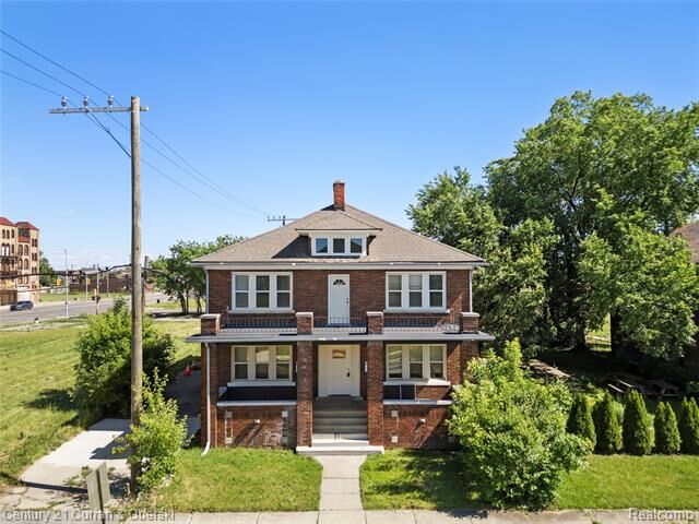 Property Photo:  3725 Glynn Court  MI 48206 
