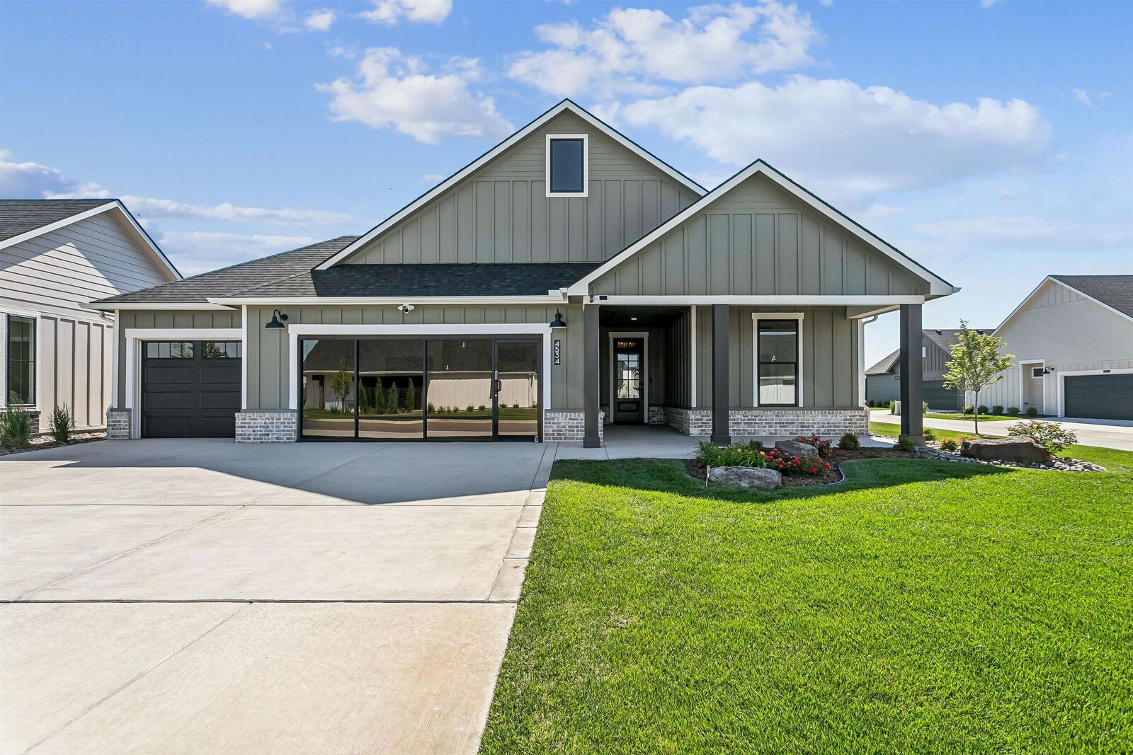 Property Photo: 4534 N Sandkey St. KS 67204