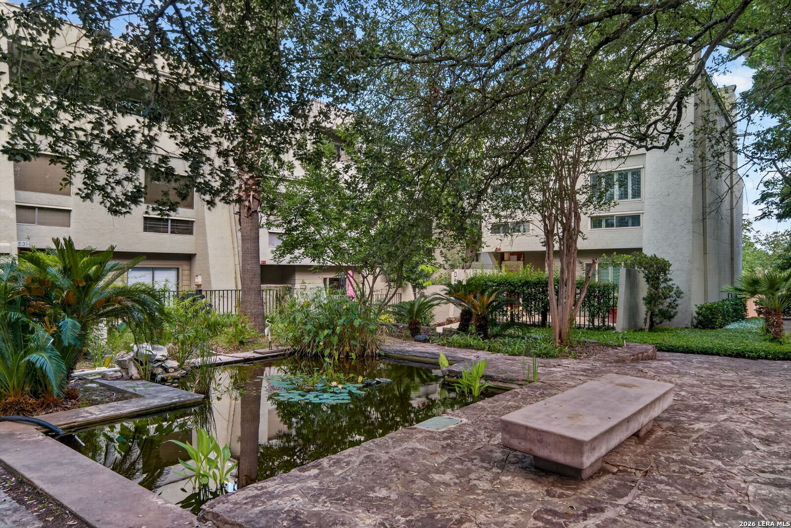 Property Photo: 3102 Eisenhauer Rd D 28 TX 78209