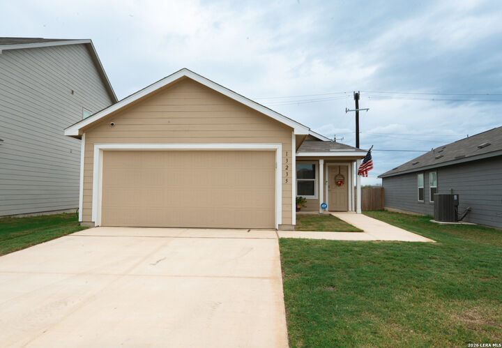Property Photo:  13235 E Faxon  TX 78221 