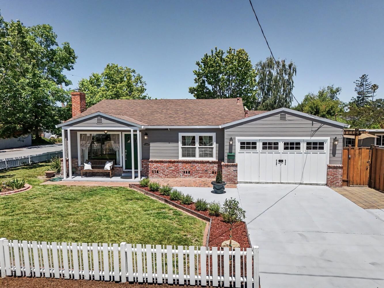 Property Photo:  1205 Fairview Avenue  CA 94061 