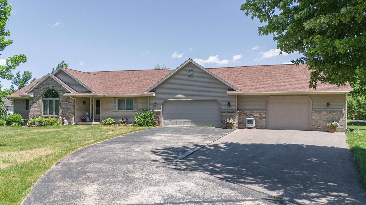 Property Photo:  W972 James Court  WI 53520 
