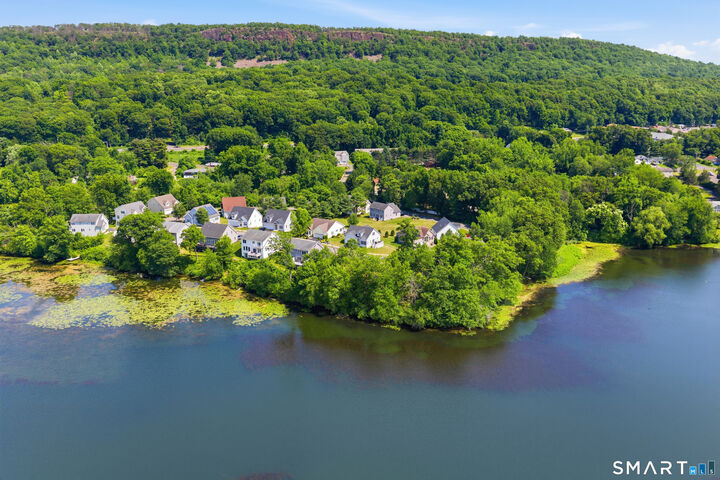 Property Photo: 100 Silver Island Way CT 06037