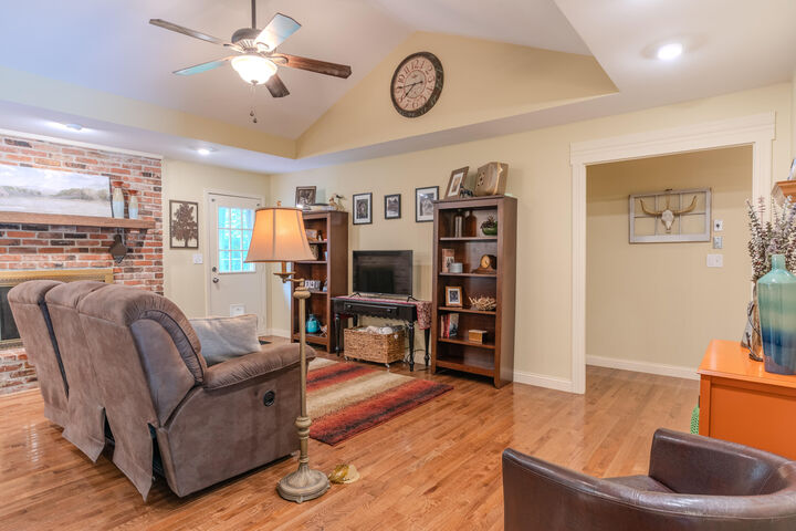 Property Photo:  3827 S Lindell Avenue  MO 65807 