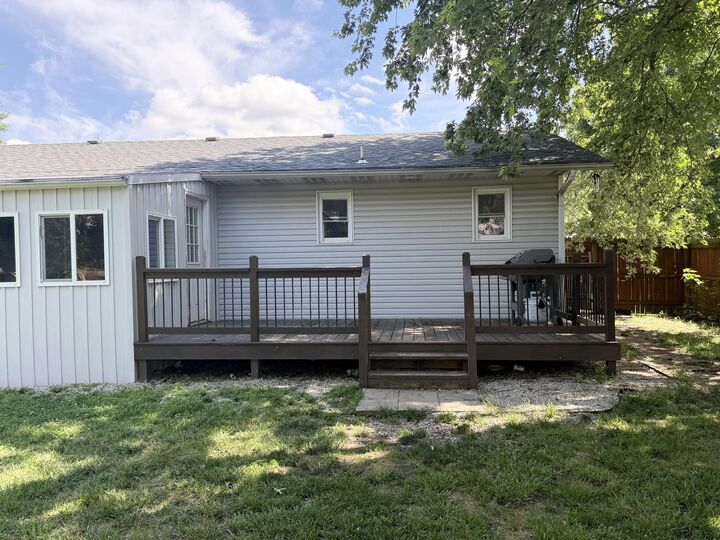 Property Photo:  2205 W Auburn Street  MO 65613 