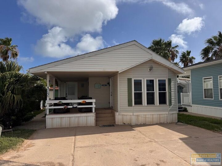 Property Photo: 515 W Clam Circle TX 78578