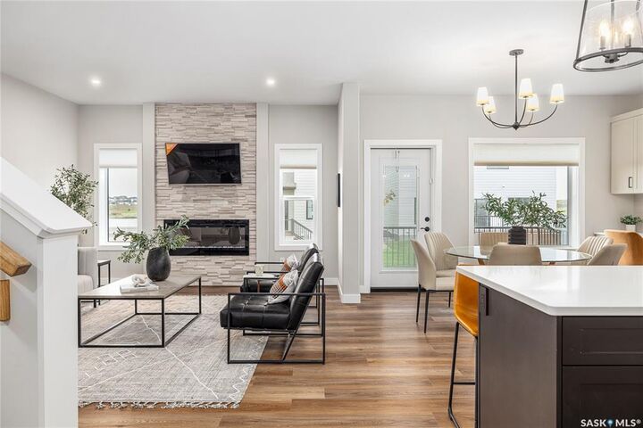Property Photo: 345 Cockcroft Street SK S7V 1Y8