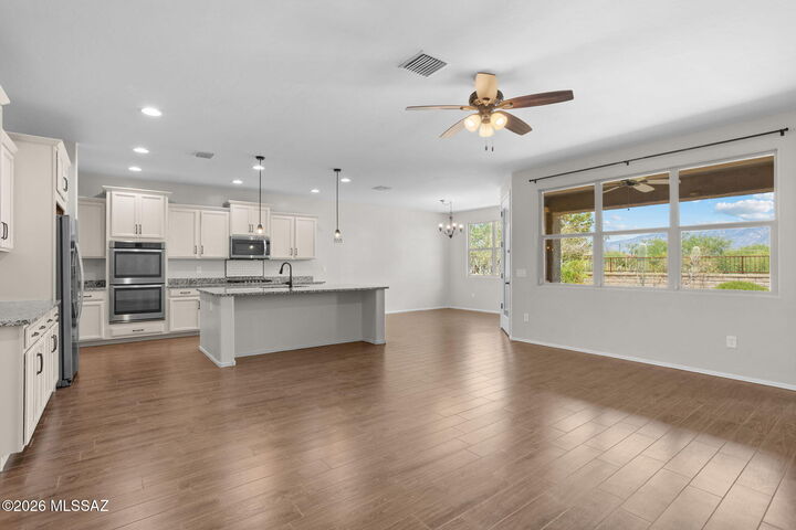 Property Photo:  11730 N Sweet Orange Place  AZ 85742 