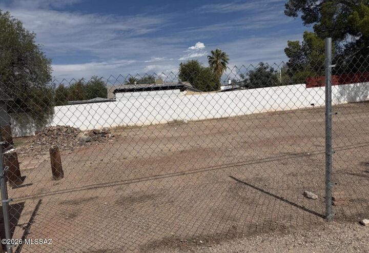 Property Photo: 3742 E Fairmount Street AZ 85716