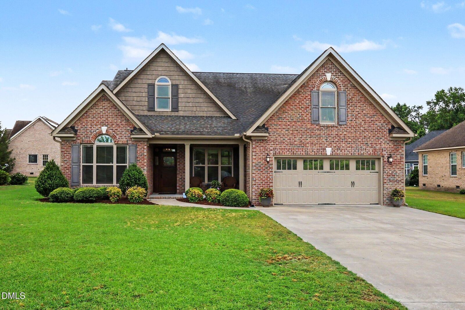 Property Photo:  1404 Sunset Drive  NC 27534 