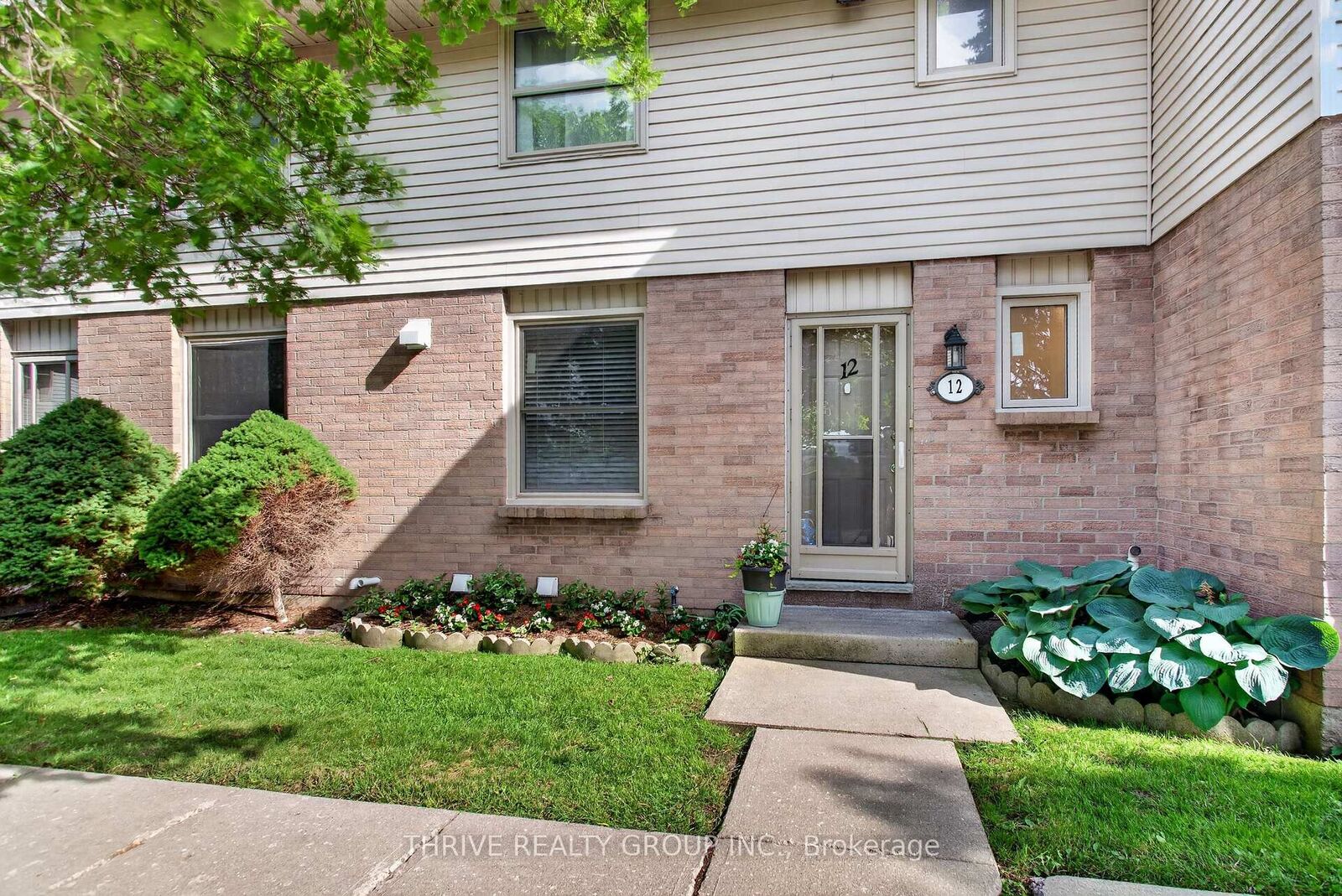Property Photo: 1855 Aldersbrook Road 12 ON N6G 4R7