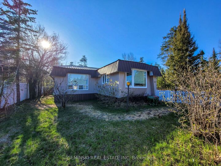 18-8885 Hwy 11 Highway — photo 1