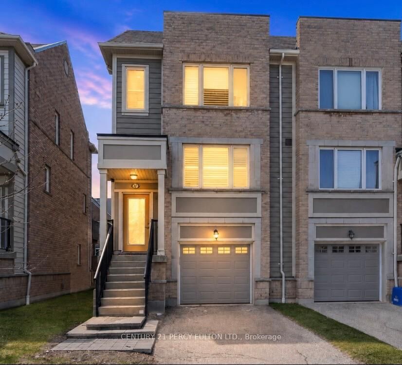Property Photo: 3050 Erin Centre Boulevard 67 ON L5M 0P5