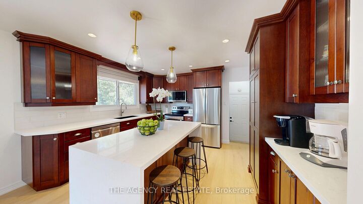 Property Photo:  166 Fairview Avenue W  ON N5R 4Y1 