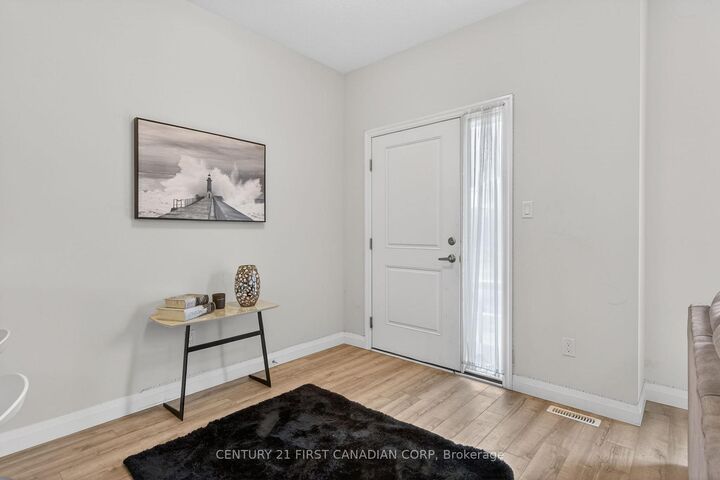Property Photo:  807 Kleinburg Drive 9  ON N5X 0N6 