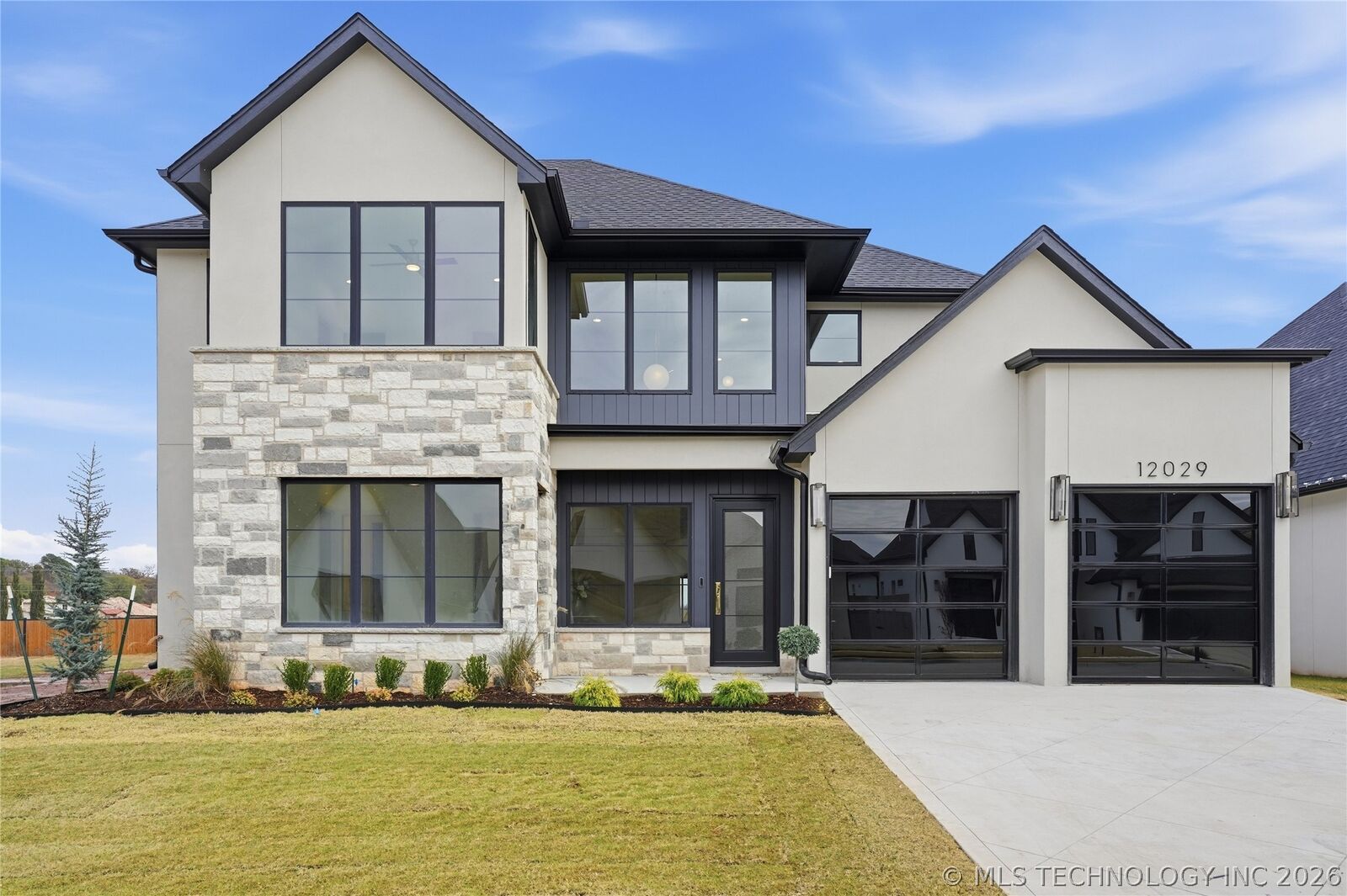 Property Photo:  12029 S Vandalia Avenue  OK 74137 