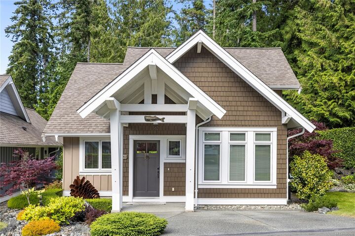 5251 Island Hwy W #62 — photo 1