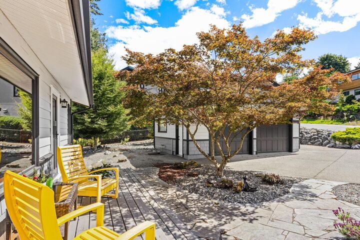 Property Photo: 10075 Daniel St BC V0R 1K1