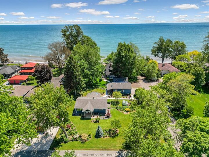 Property Photo: 601 Towanda Boulevard ON N0P 1A0