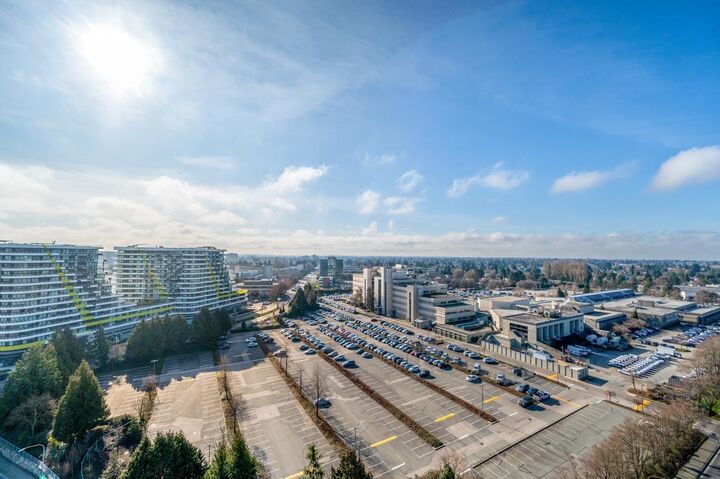 Property Photo: 6971 Elmbridge Way 1708 BC V7C 0A5