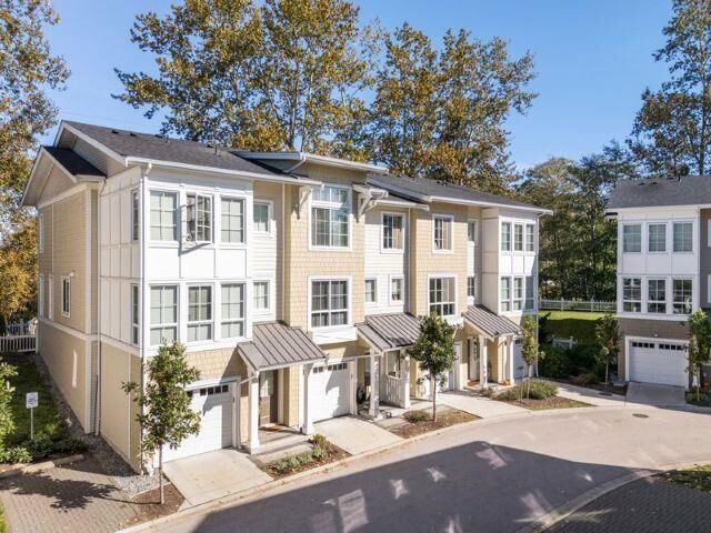 Property Photo:  5551 Admiral Way #27  BC V4K 0C9 