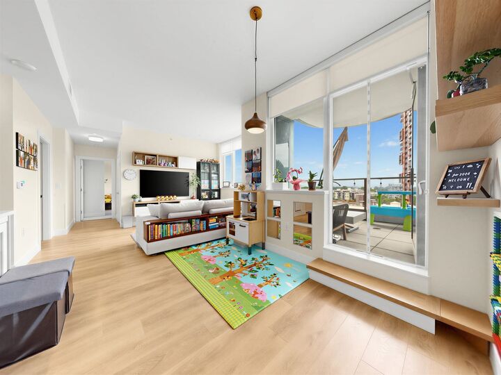 Property Photo: 3451 Sawmill Crescent 903 BC V5S 0H3